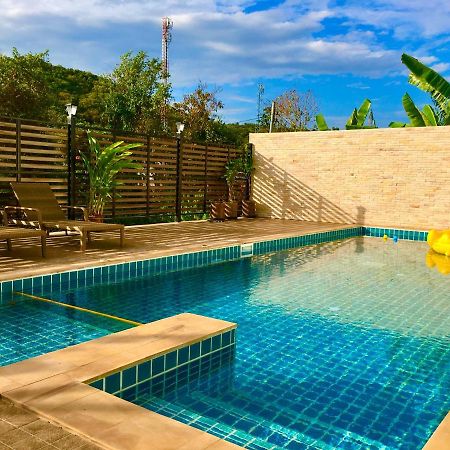 Koh Larn Riviera Hotel Ngoại thất bức ảnh