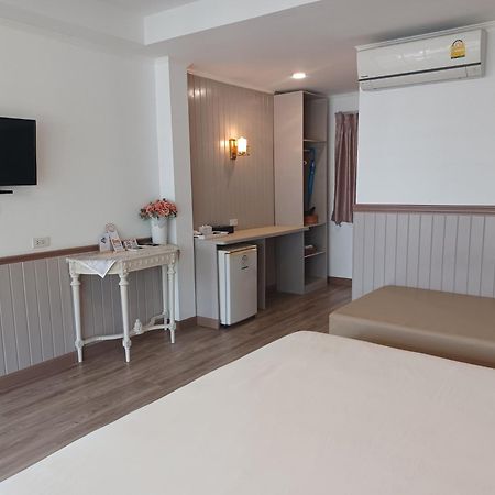 Koh Larn Riviera Hotel Ngoại thất bức ảnh