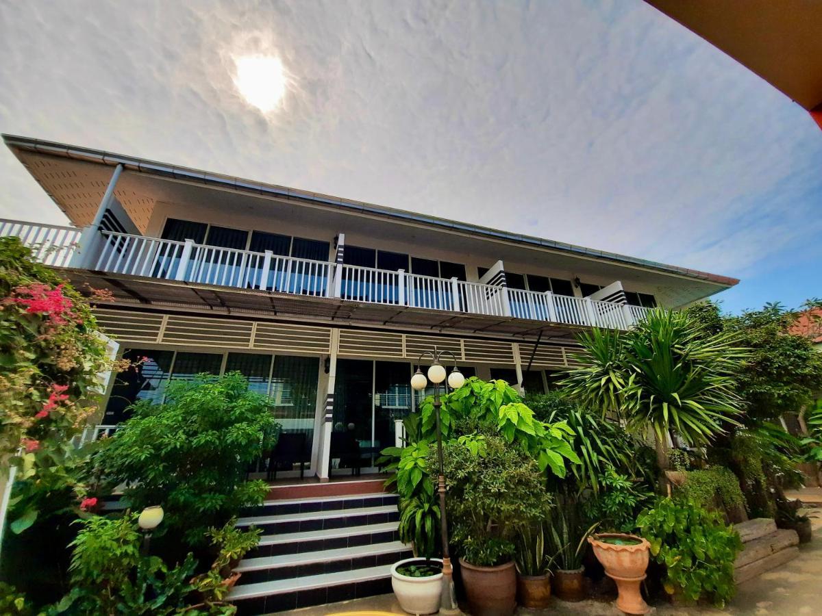 Koh Larn Riviera Hotel Ngoại thất bức ảnh