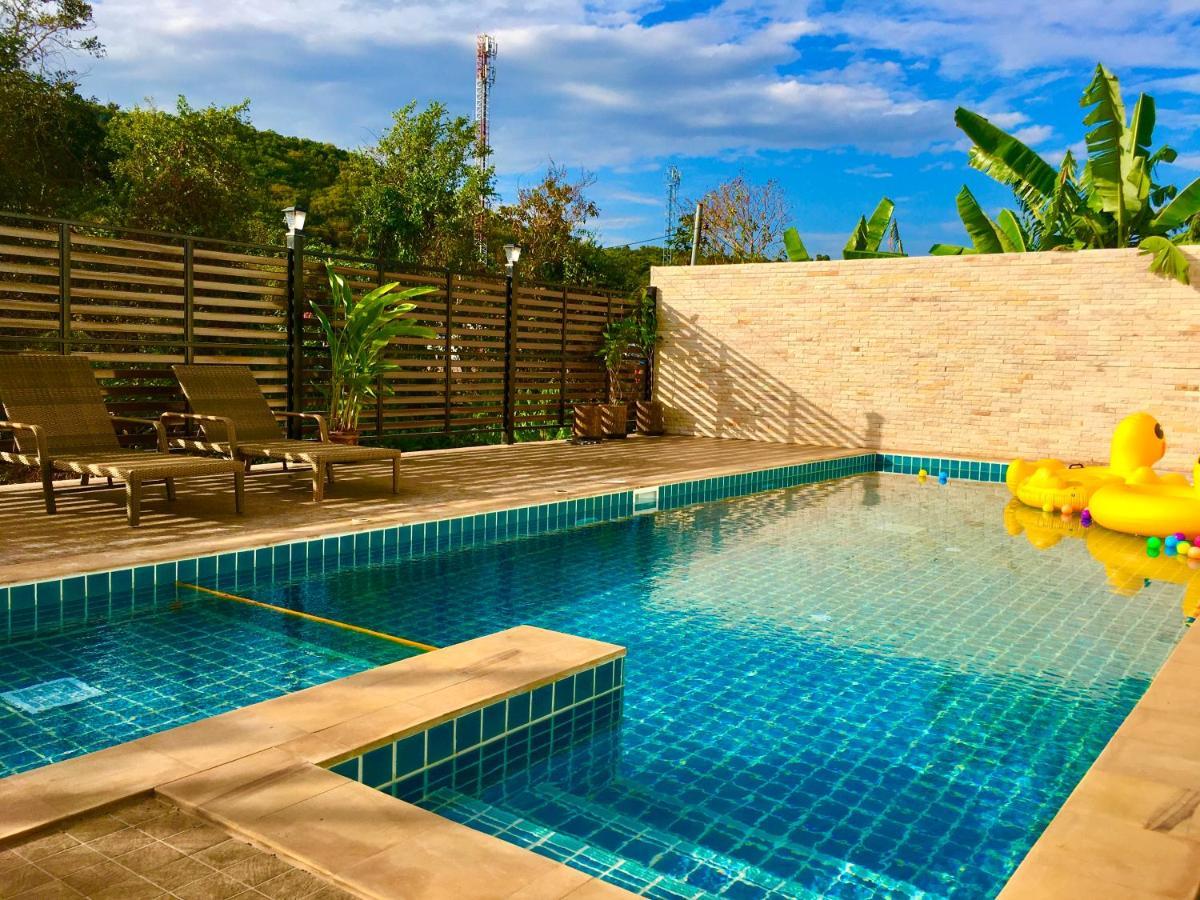Koh Larn Riviera Hotel Ngoại thất bức ảnh