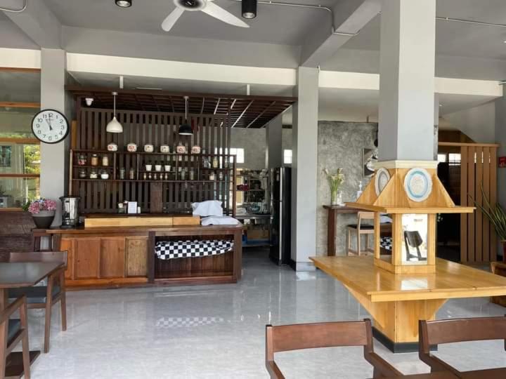 Koh Larn Riviera Hotel Ngoại thất bức ảnh